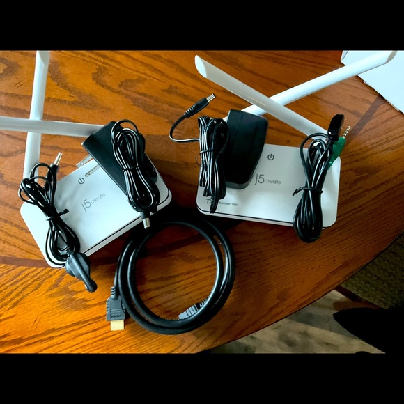 J5 CREATE wireless display HDMI Extender - Picture 9 of 15